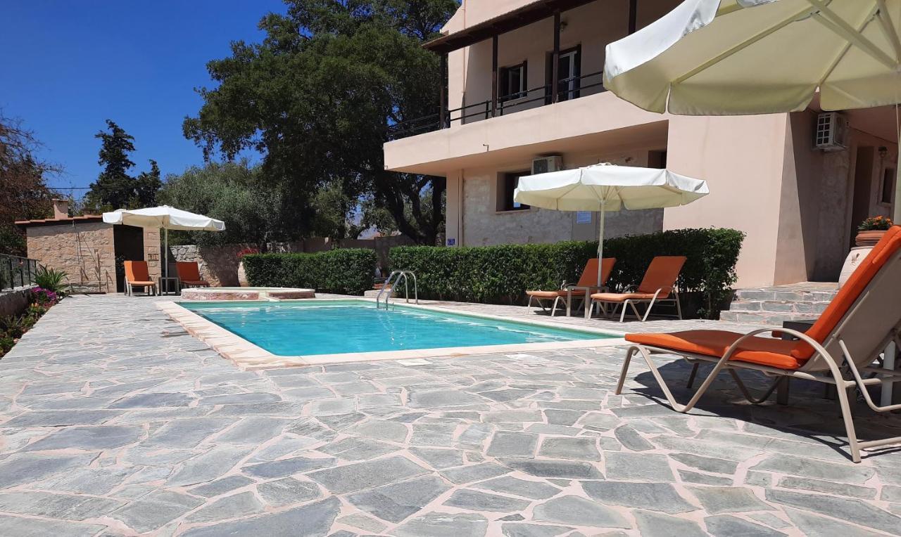 Villa Maragoudi Armenoi  Luaran gambar