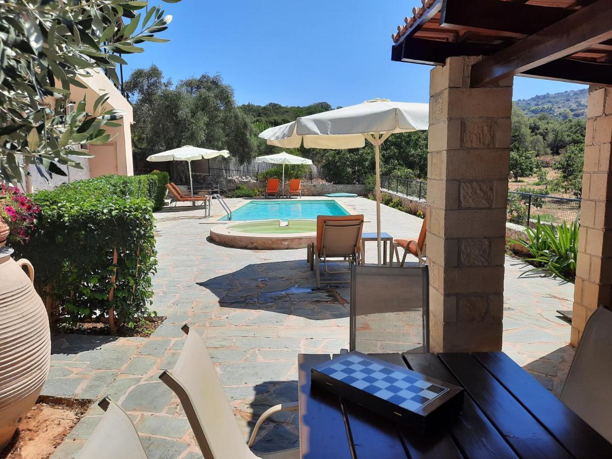 Villa Maragoudi Armenoi  Luaran gambar