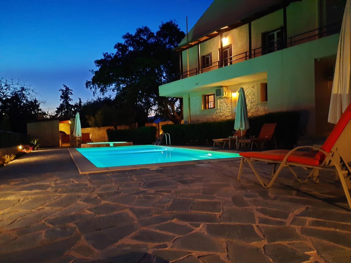 Villa Maragoudi Armenoi  Luaran gambar
