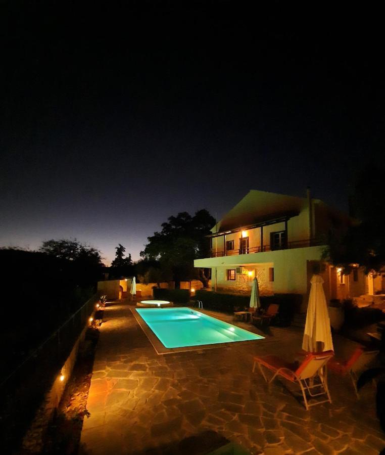 Villa Maragoudi Armenoi  Luaran gambar